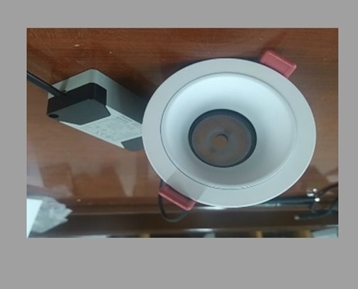 Đèn led âm trần Philips OEM, công suất 10w, lỗ khoét 76mm, ánh sáng 4000k