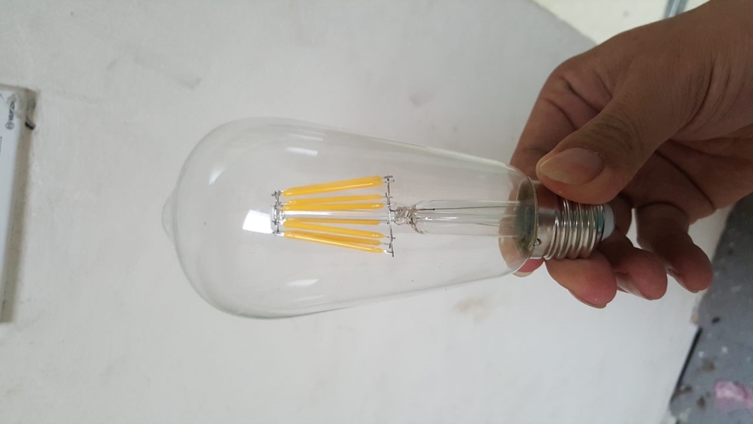 Bóng đèn ST64 led sợi 8W, thủy tinh trắng, đui E27, ánh sáng vàng
