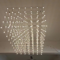 Đèn chùm nghệ thuật khối hộp tích hợp led 111PL kích thước trong ô 24.2m x 10.2m, chiều cao đèn 0.6m