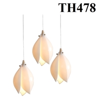 Đèn thả hoa sen sứ TH478, KT(mm): D140 x H230, cánh sứ tán quang, đui mạ đồng E27 x 01 (chưa bao gồm bóng)