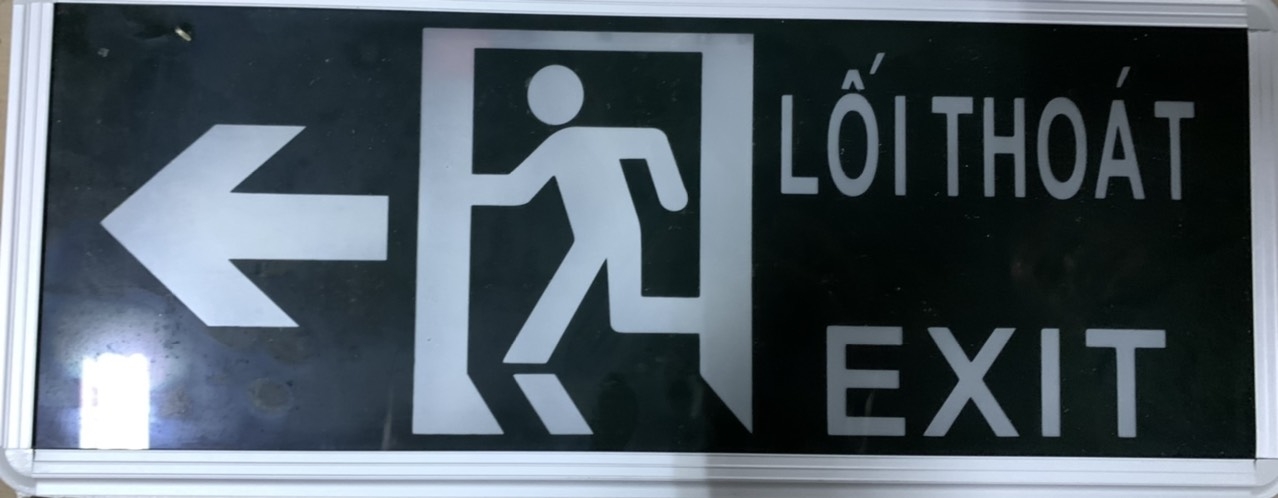 Đèn exit lối thoát có hình người mũi tên