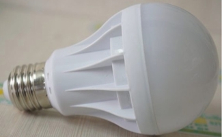 Bóng buld nhựa trắng BD017, công suất 9W, ánh sáng: 3 màu