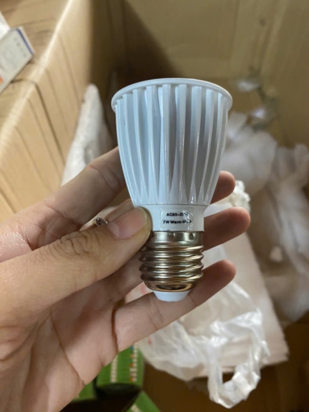 Bóng GU10 đui E27, công suất 7W, ánh sáng trung tính
