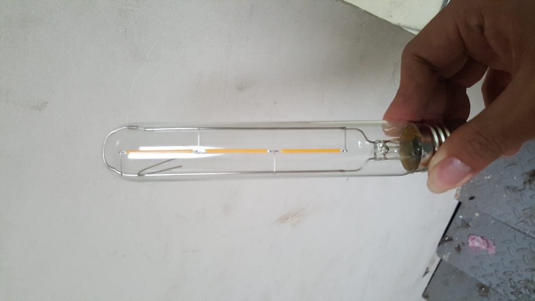 Bóng đèn T185  led sợi 3W, thủy tinh trắng, đui E27, ánh sáng vàng